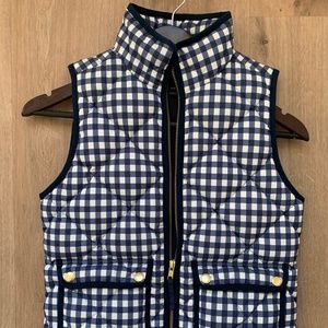 Jcrew puffer vest petite